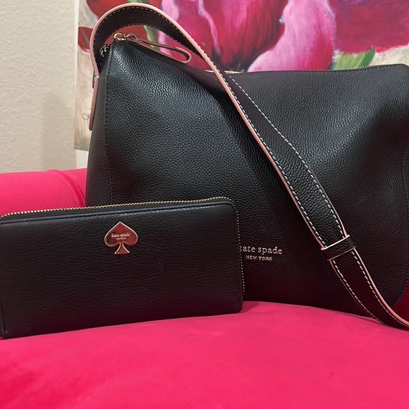 Kate Spade Black Shoulder Bag with Pink Accents - Picture 10 of 12